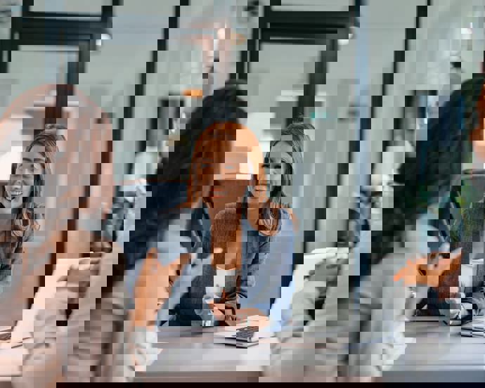 Discussion at office meeting 