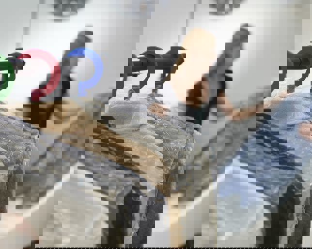 Dry cleaning office delivery 